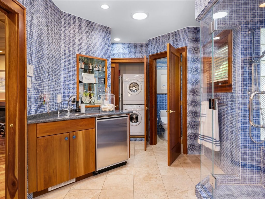 4747 County Road Canandaigua, NY 14424 - Photo 24 of 43 Ensuite Bath