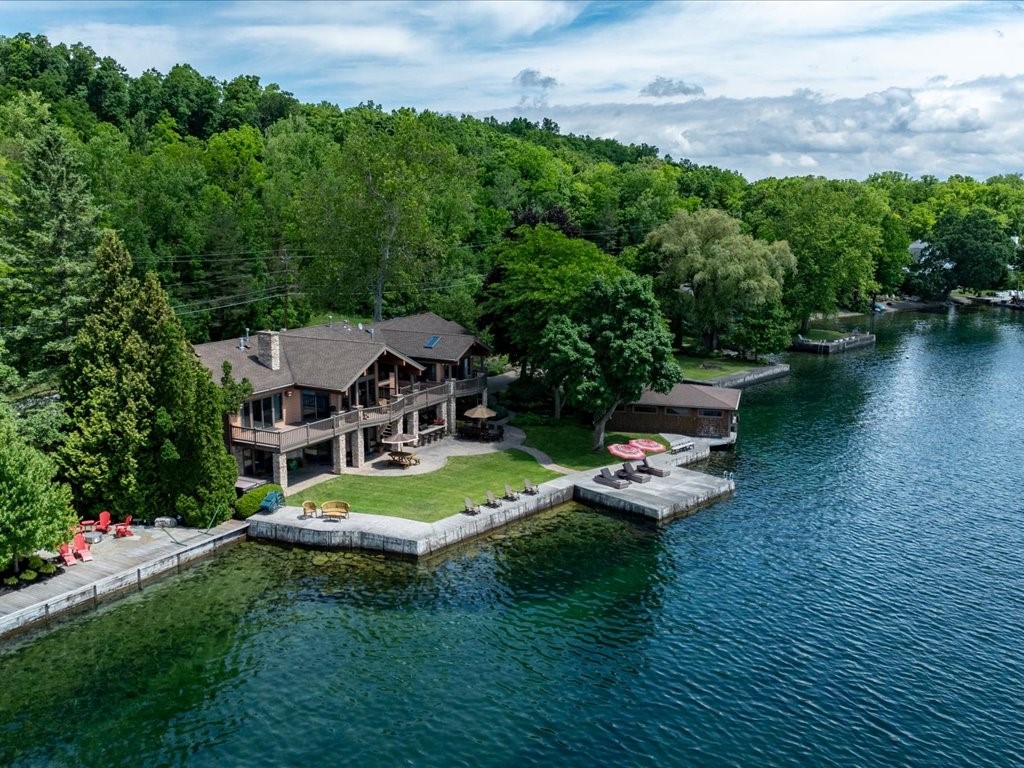 4747 County Road Canandaigua, NY 14424 - Photo 3 of 43