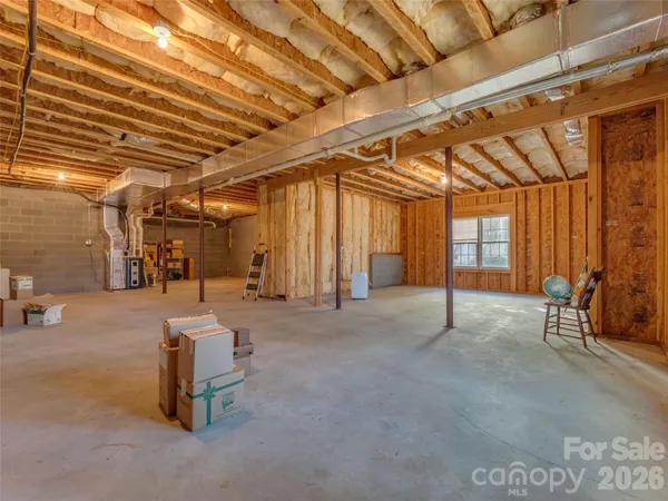 $385,000 | 40 Spring Village Lane, Hendersonville, NC 28739