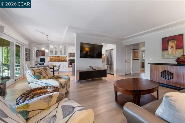 $925,000 | 2100 Skycrest Drive, Unit 12, Walnut Creek, CA 94595