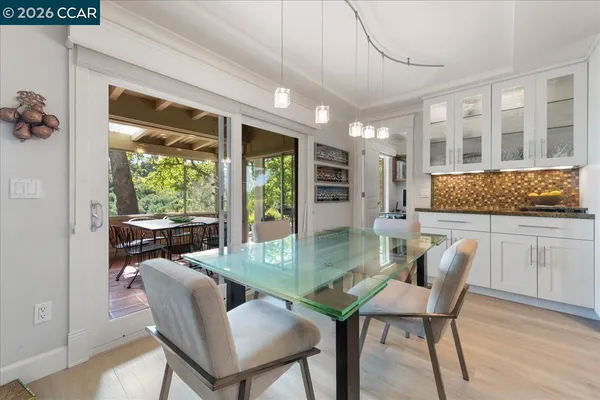 $925,000 | 2100 Skycrest Drive, Unit 12, Walnut Creek, CA 94595