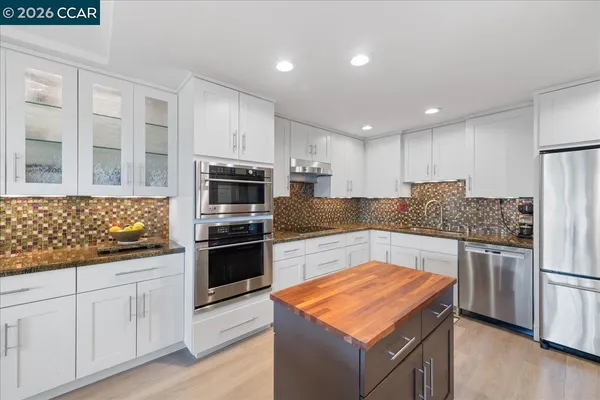 $925,000 | 2100 Skycrest Drive, Unit 12, Walnut Creek, CA 94595