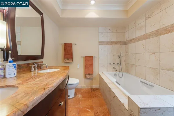 $925,000 | 2100 Skycrest Drive, Unit 12, Walnut Creek, CA 94595