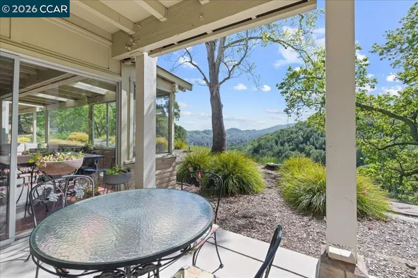 $925,000 | 2100 Skycrest Drive, Unit 12, Walnut Creek, CA 94595