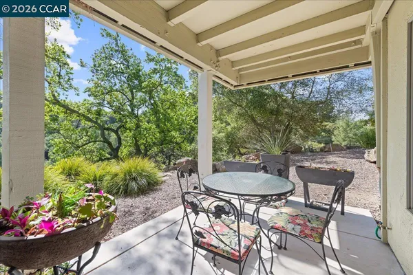 $925,000 | 2100 Skycrest Drive, Unit 12, Walnut Creek, CA 94595