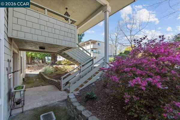 $925,000 | 2100 Skycrest Drive, Unit 12, Walnut Creek, CA 94595