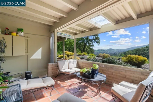 $925,000 | 2100 Skycrest Drive, Unit 12, Walnut Creek, CA 94595