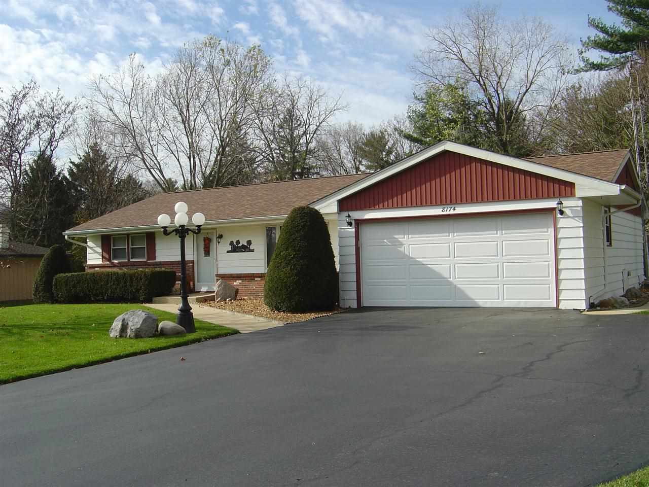 8174 Shaw Road Belvidere, IL 61008 - Photo 2 of 20 Gallery Image 2