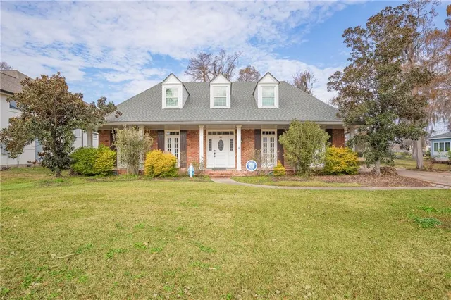$465,000 | 51 Rosedown Drive, Destrehan, LA 70047