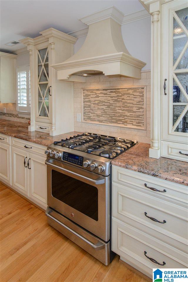 3649 Crestside Road Birmingham, AL 35223 - Photo 16 of 50