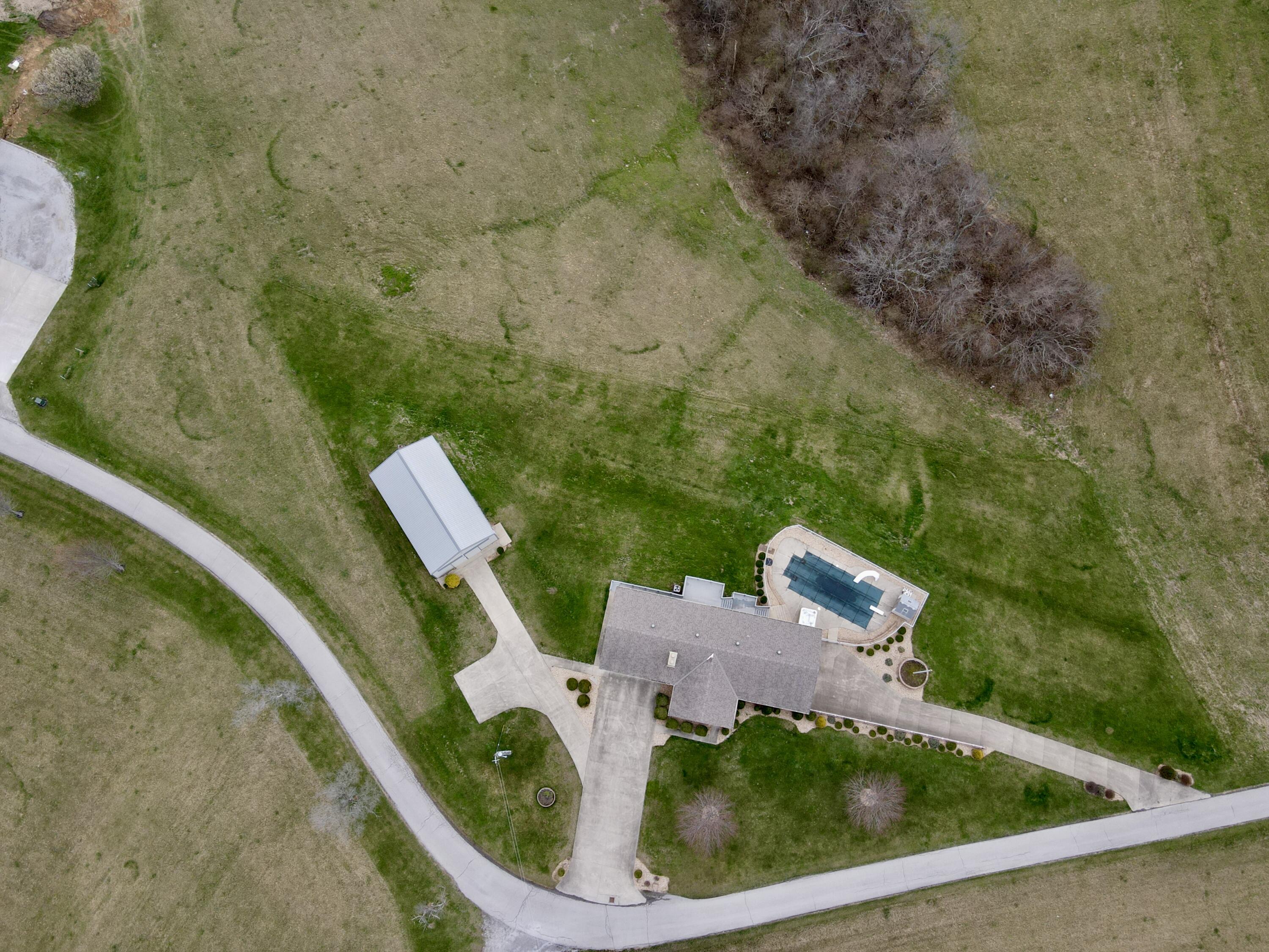 1679 Hackett Ridge Road Brooksville, KY 41004 - Photo 31 of 42 dji_fly_20260318_120040_474_177384998055