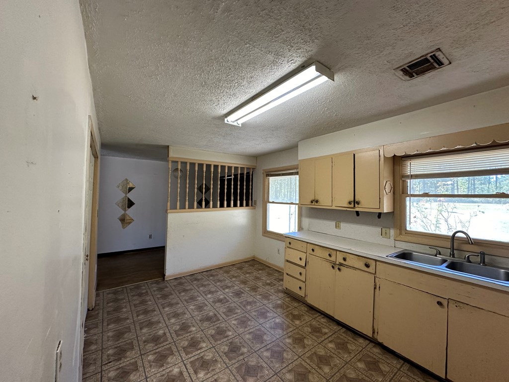 345 Bell Quarters Road Shorter, AL 36075 - Photo 2 of 17 Gallery Image 2