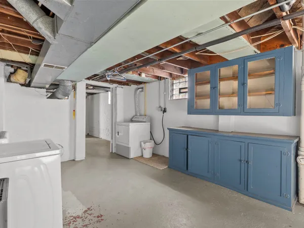 $1,600 | 2502 North 9th Street, Sheboygan, WI 53083