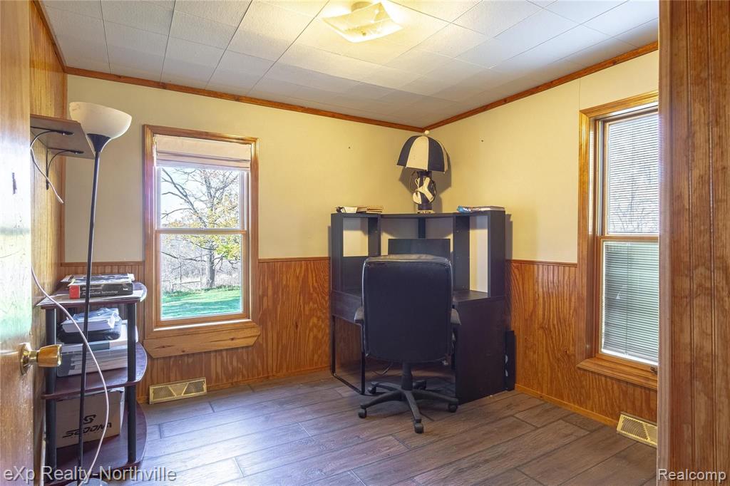 9051 North Latson Road Howell, MI 48855 - Photo 44 of 61
