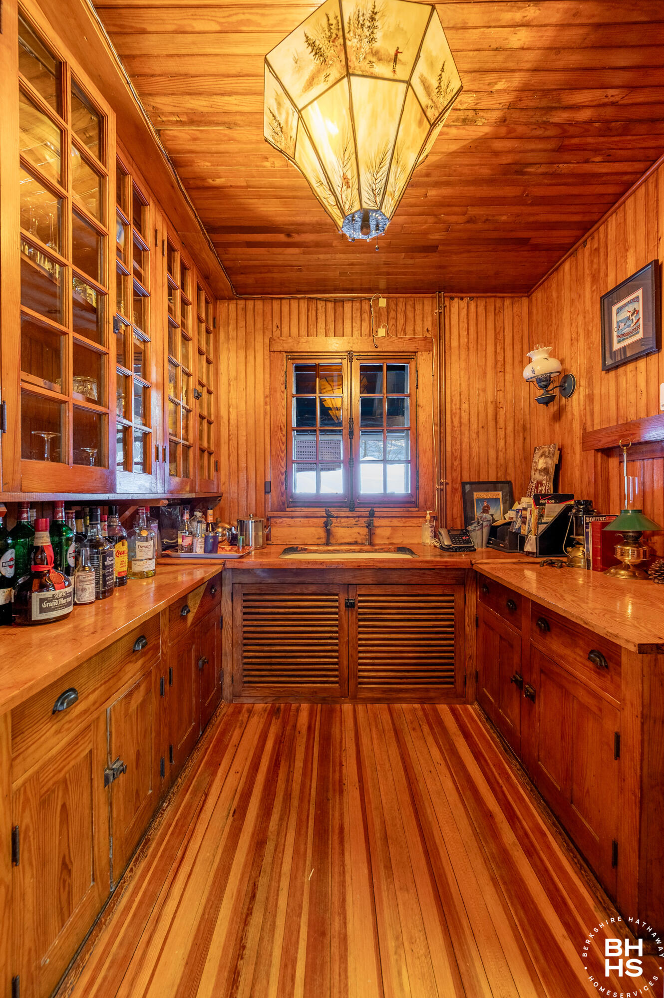26 Hemlock Ledge Road Tupper Lake, NY 12986 - Photo 27 of 67 HemlockLedgeCamp_WetBar