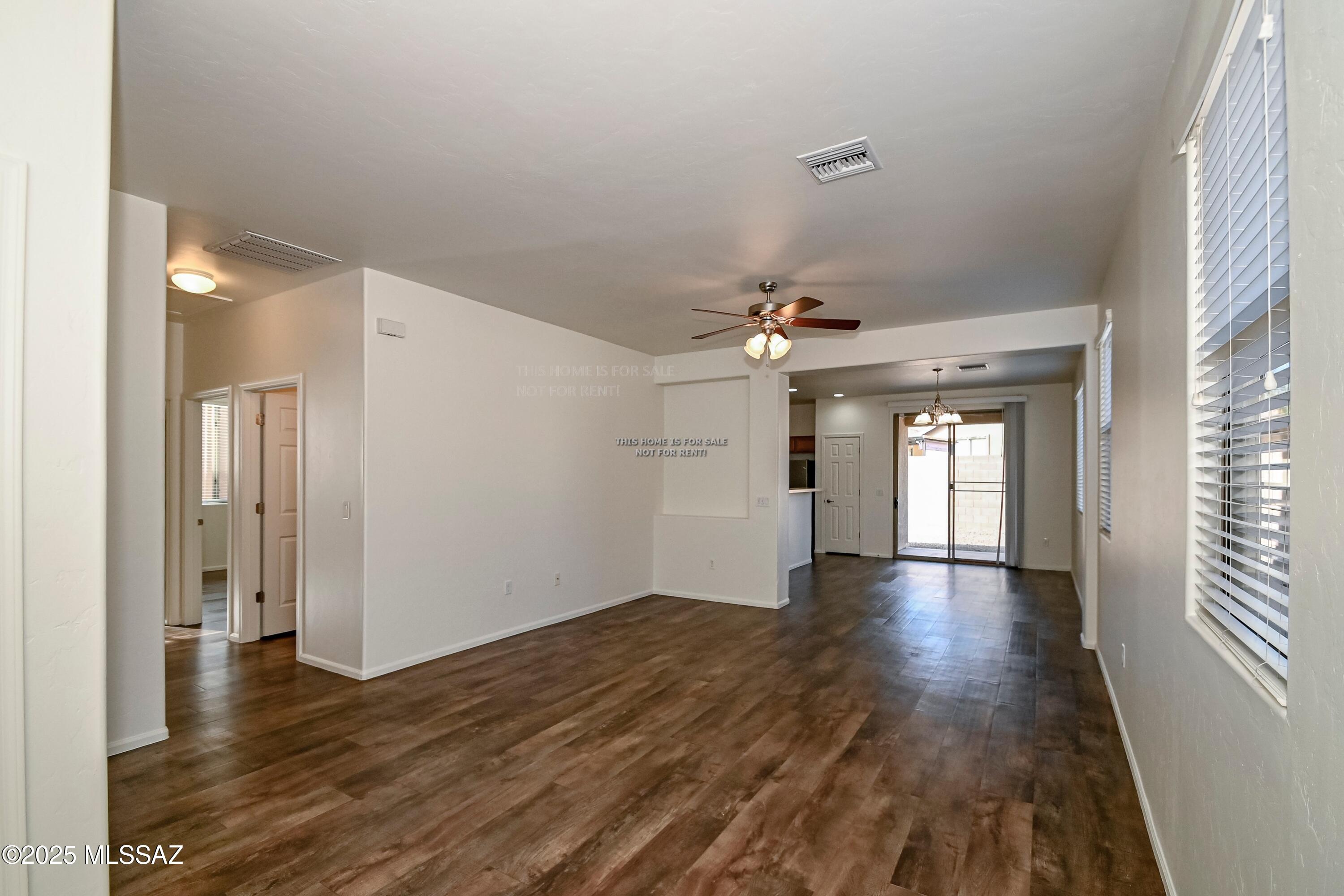 3307 South Lakeside Ridge Loop Tucson, AZ 85730 - Photo 3 of 35