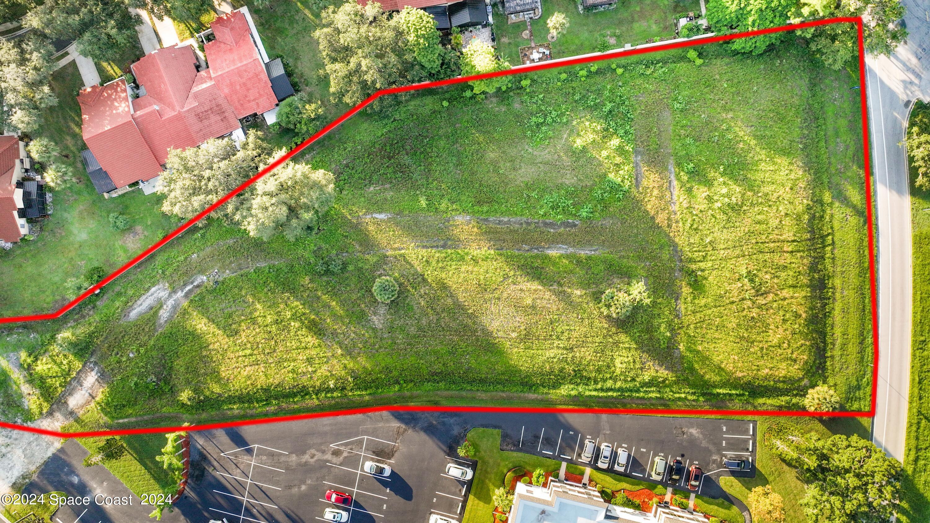 1460 Par Street Northeast Palm Bay, FL 32905 - Photo 5 of 16 a view of an outdoor space