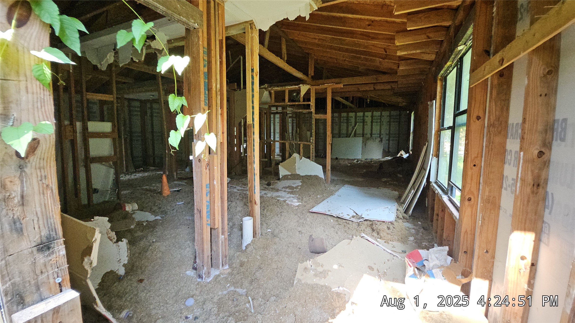 17505 South Lakeview Drive Splendora, TX 77372 - Photo 7 of 17 a view of entryway