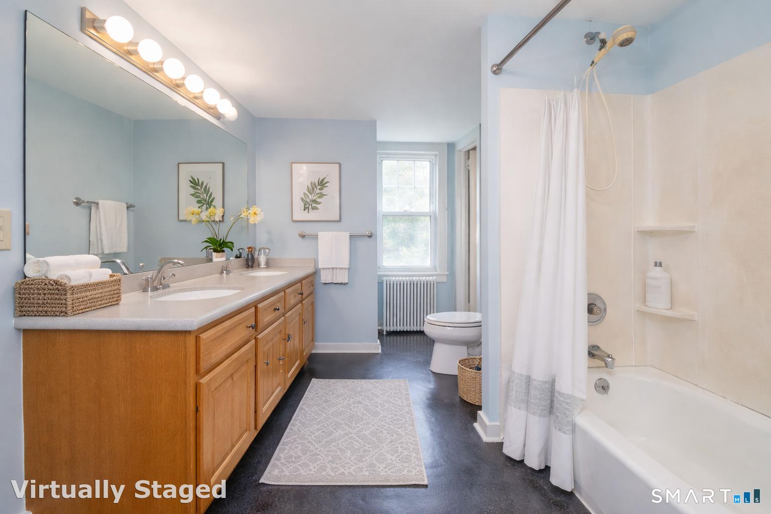 35 Ramapoo Road Ridgefield, CT 06877 - Photo 12 of 33 Large bath that can be split into two full baths