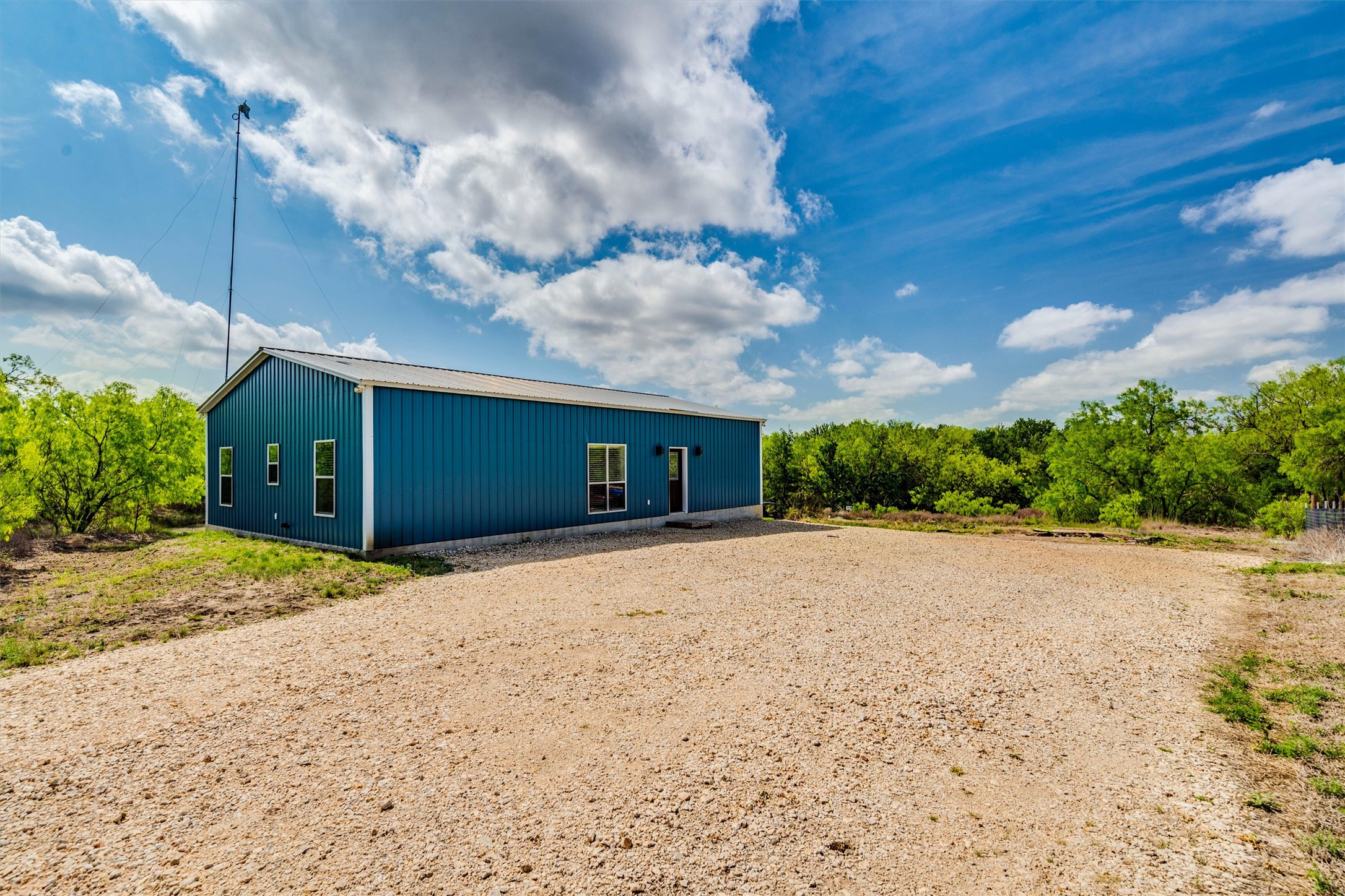 4001 Barth Road Lockhart, TX 78644 - Photo 25 of 28 Gallery Image 25