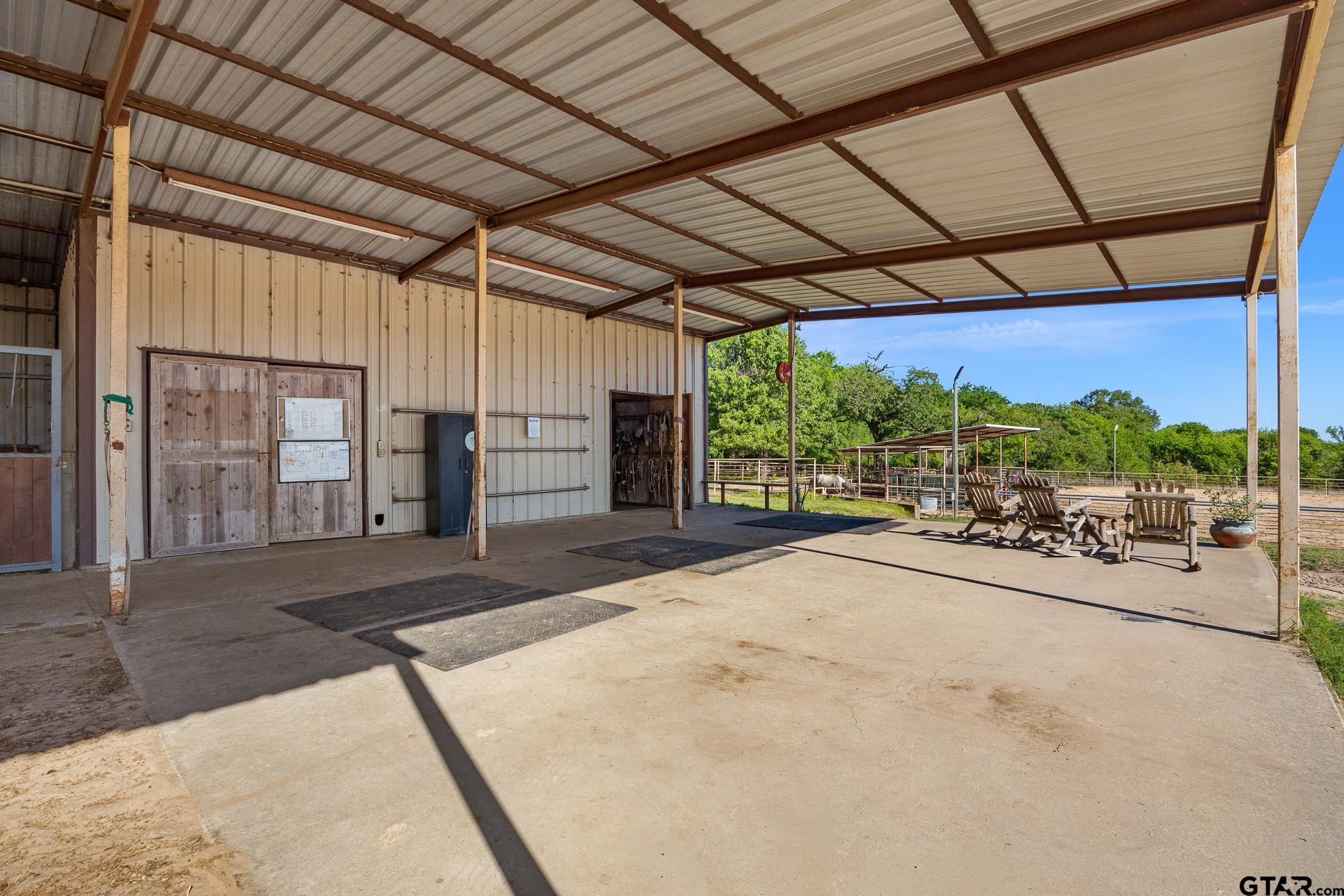 17137 County Road 43 Tyler, TX 75704 - Photo 33 of 47