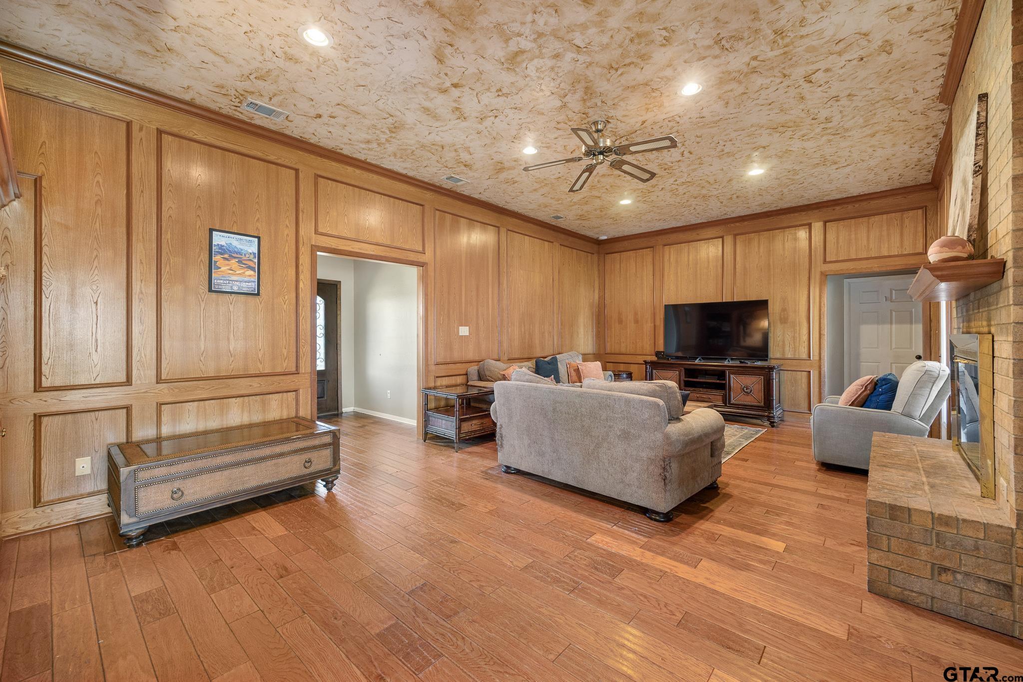 17137 County Road 43 Tyler, TX 75704 - Photo 5 of 47