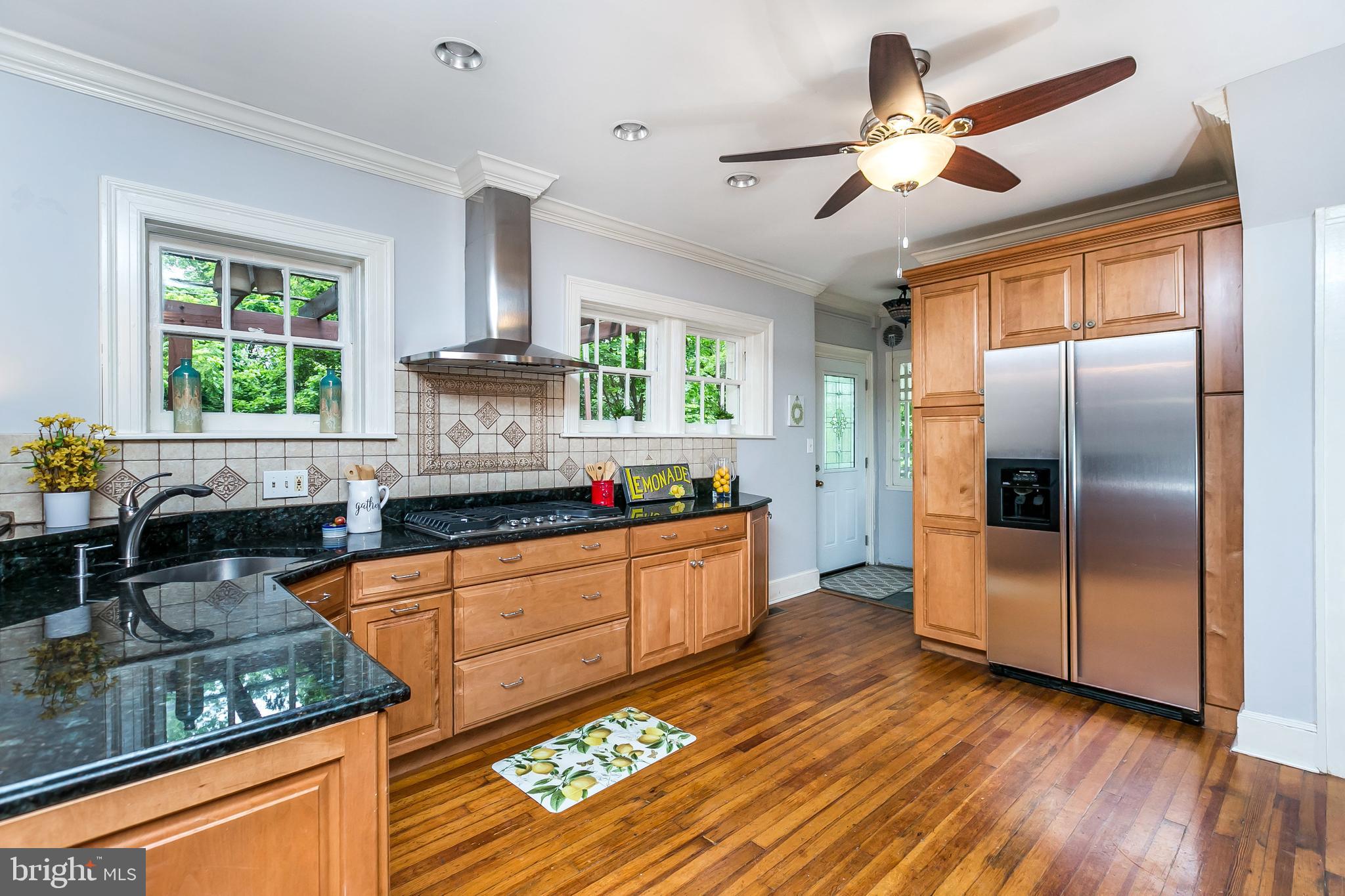 406 Hollen Road Baltimore, MD 21212 - Photo 17 of 43 You'll appreciate the openness of the kitchen
