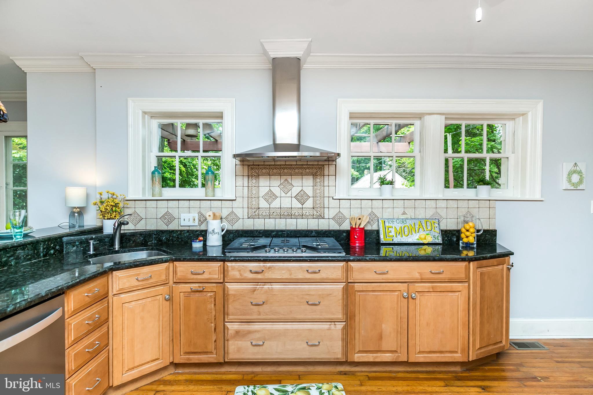 406 Hollen Road Baltimore, MD 21212 - Photo 20 of 43 Enjoy cooking on your new gas cooktop with hood