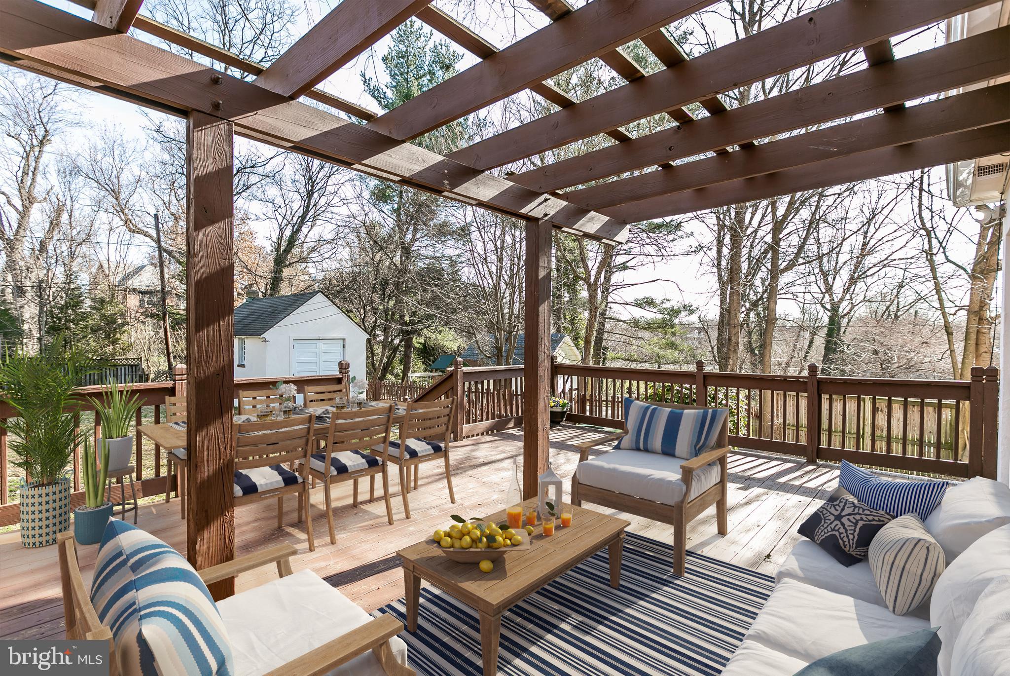 406 Hollen Road Baltimore, MD 21212 - Photo 33 of 43 Deck is perfect for entertaining family & friends