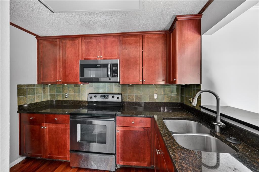 2657 Lenox Road Northeast, Unit H110 Atlanta, GA 30324 - Photo 6 of 22