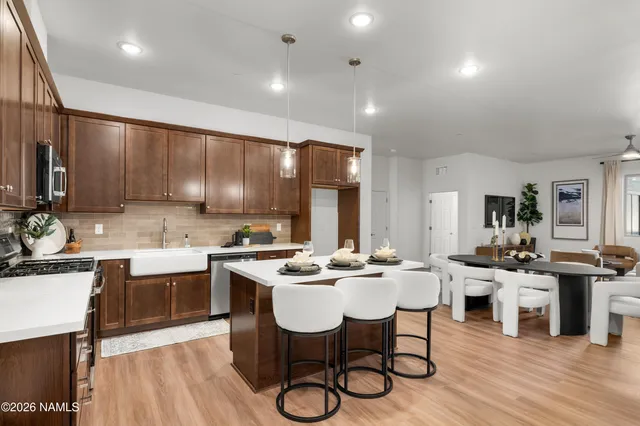 $959,900 | 310 East Birch Avenue, Unit 211, Flagstaff, AZ 86001