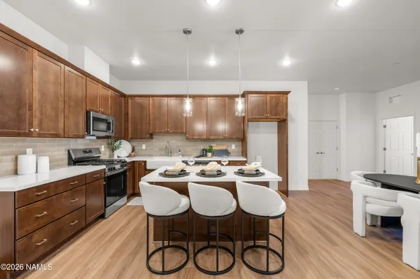 $911,905 | 310 East Birch Avenue, Unit 211, Flagstaff, AZ 86001
