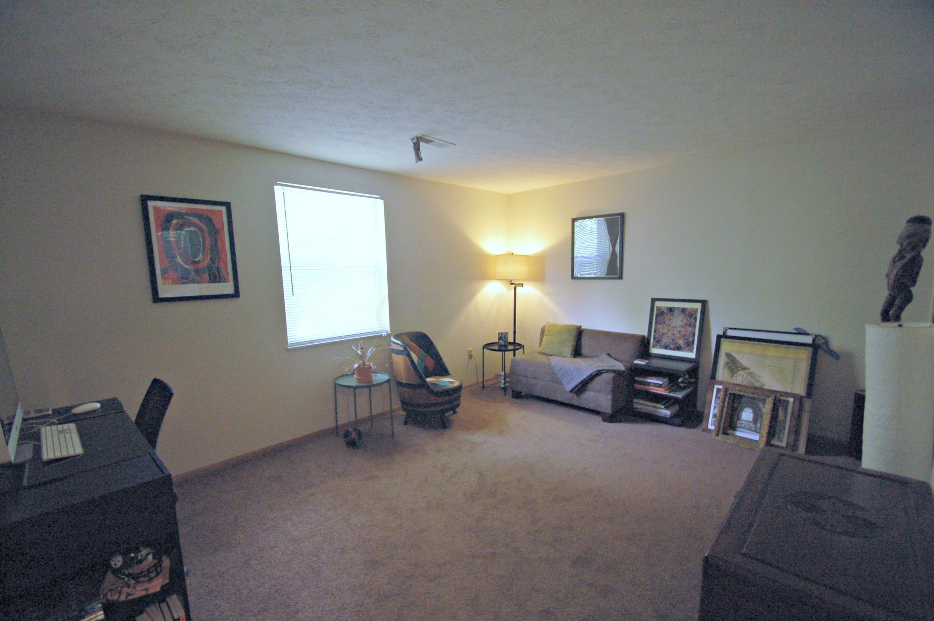 125-127 West Pacemont Road Columbus, OH 43202 - Photo 15 of 37