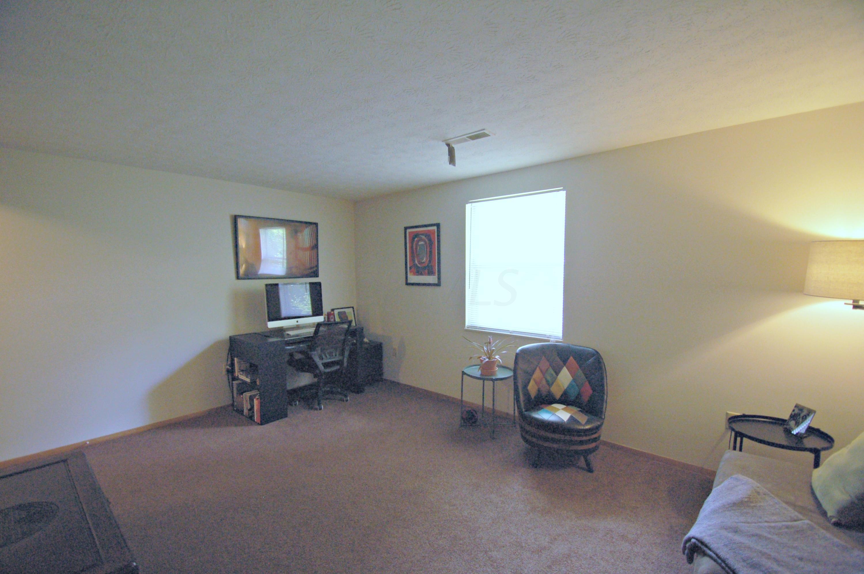 125-127 West Pacemont Road Columbus, OH 43202 - Photo 16 of 37