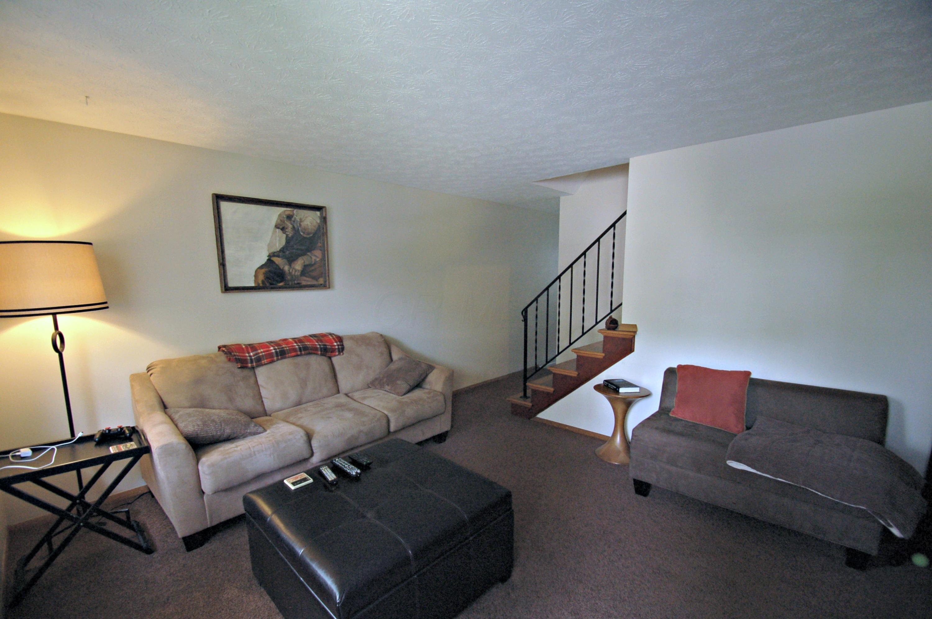 125-127 West Pacemont Road Columbus, OH 43202 - Photo 2 of 37