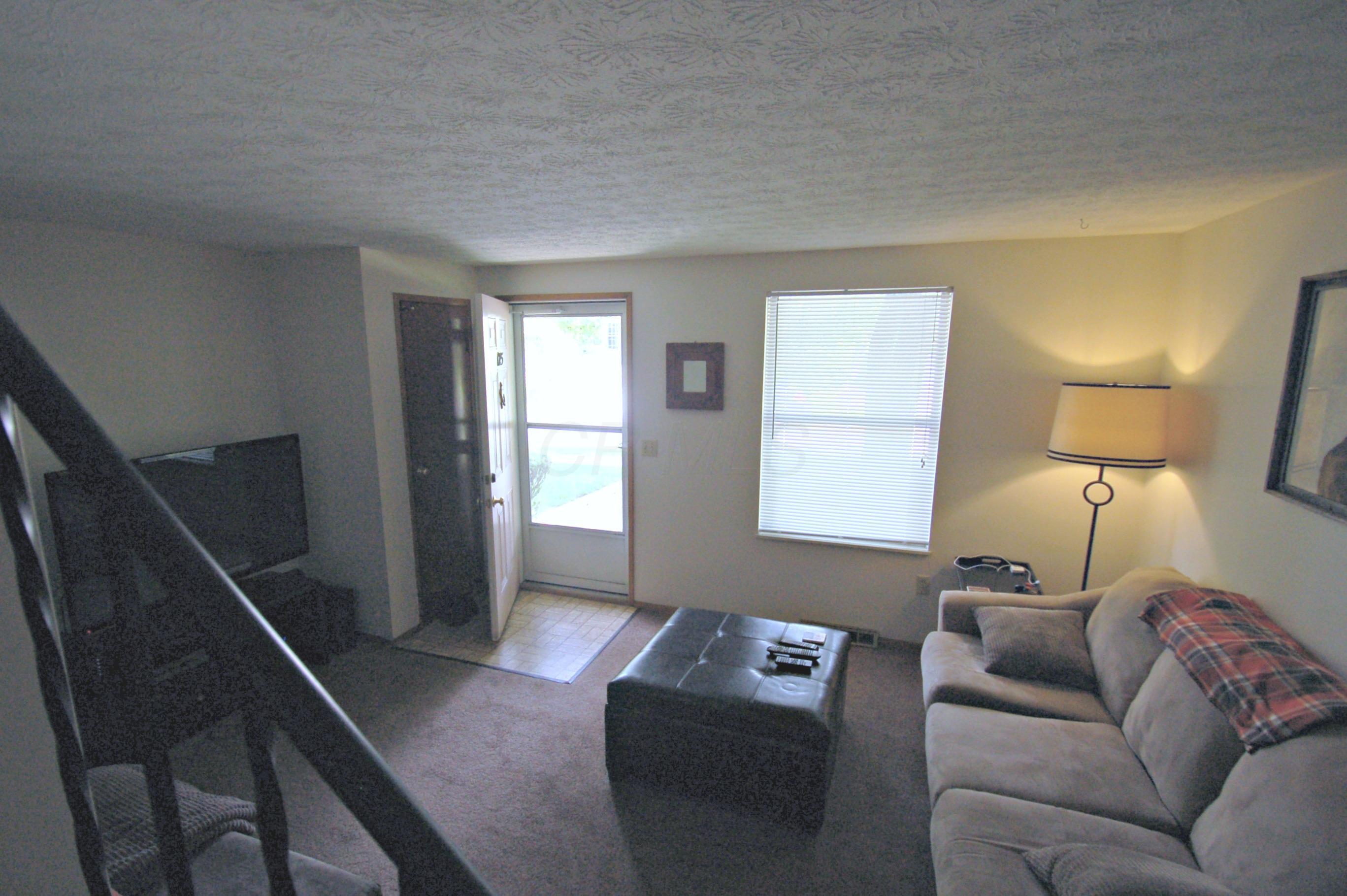 125-127 West Pacemont Road Columbus, OH 43202 - Photo 6 of 37