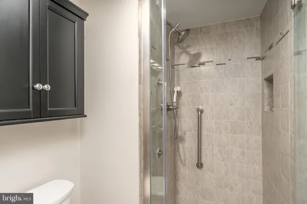 $259,900 | 15101 Interlachen Drive, Unit 1612, Silver Spring, MD 20906