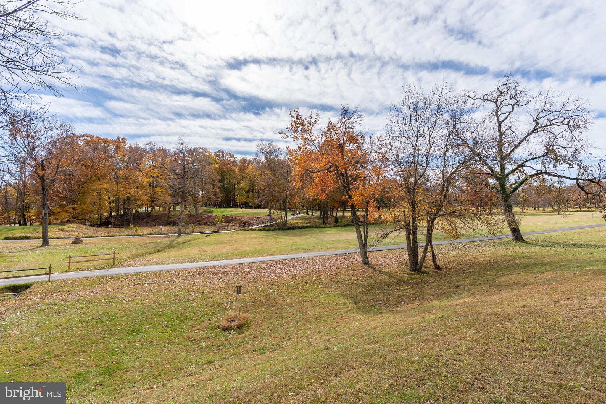 15101 Interlachen Drive, Unit 1612 Silver Spring, MD 20906 - Photo 35 of 37 Manicured grounds