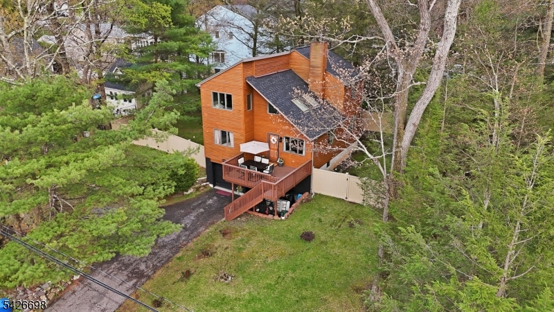 30 Eatontown Road West Milford, NJ 07421 - Photo 4 of 50