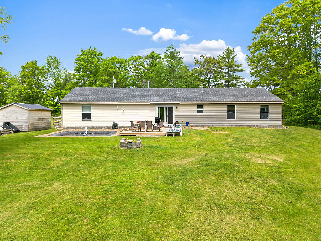 121 Dutton Road China, ME 04358 - Photo 5 of 34 5 Rear