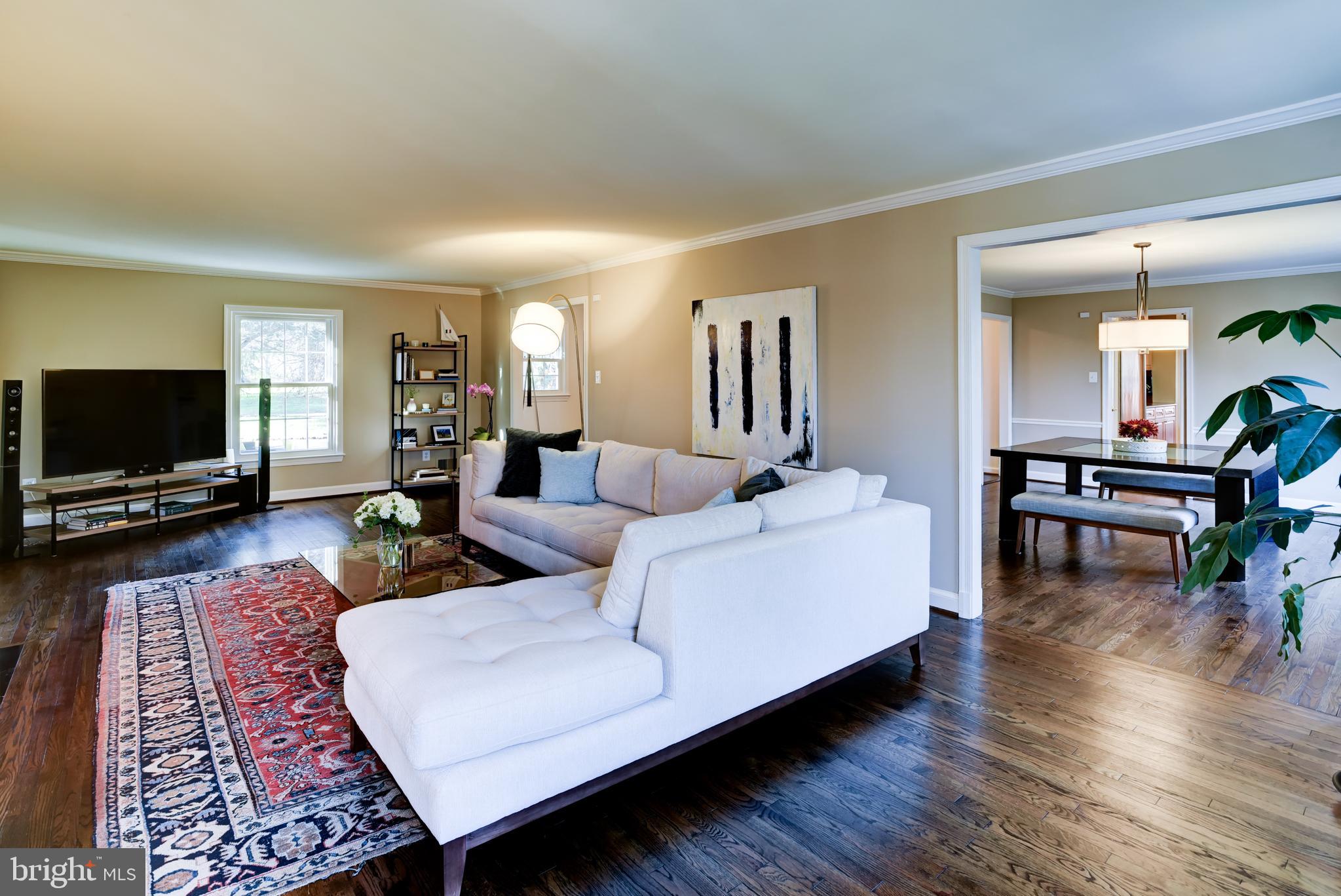 13629 Esworthy Road Germantown, MD 20874 - Photo 19 of 50 Living room with view into dining room