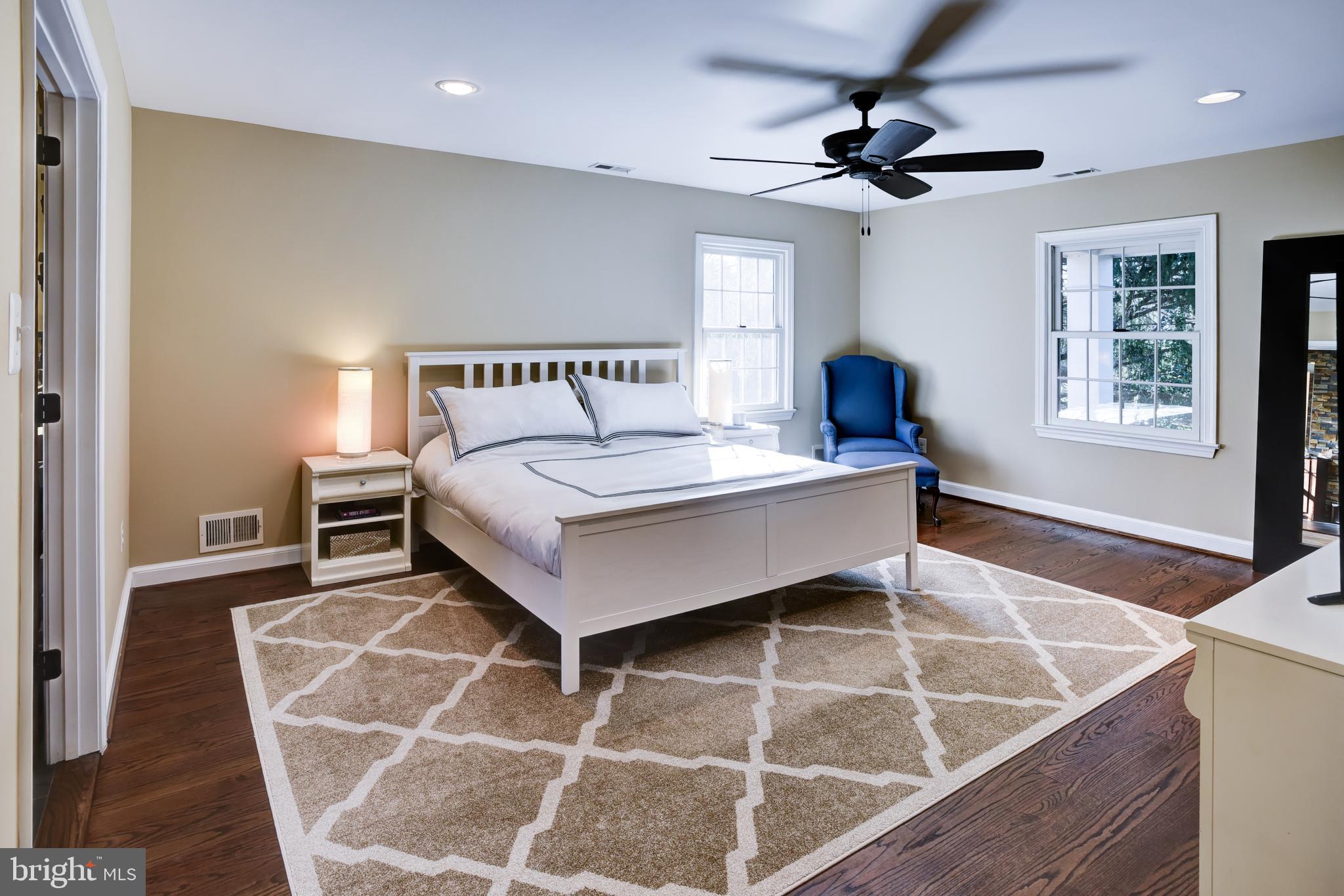 13629 Esworthy Road Germantown, MD 20874 - Photo 25 of 50 First floor Large Primary bedroom w/ lots of light