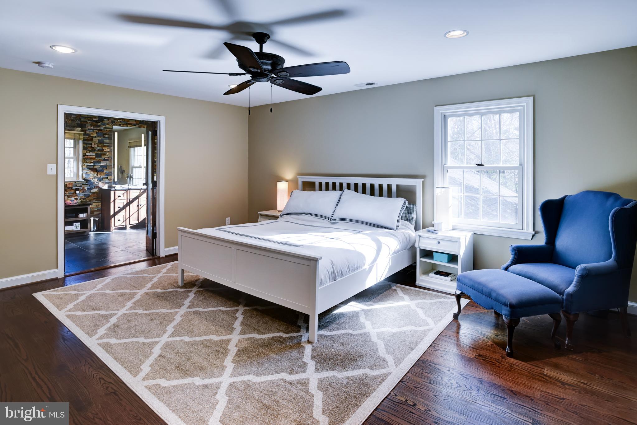 13629 Esworthy Road Germantown, MD 20874 - Photo 26 of 50 Primary bedroom with view into bathroom