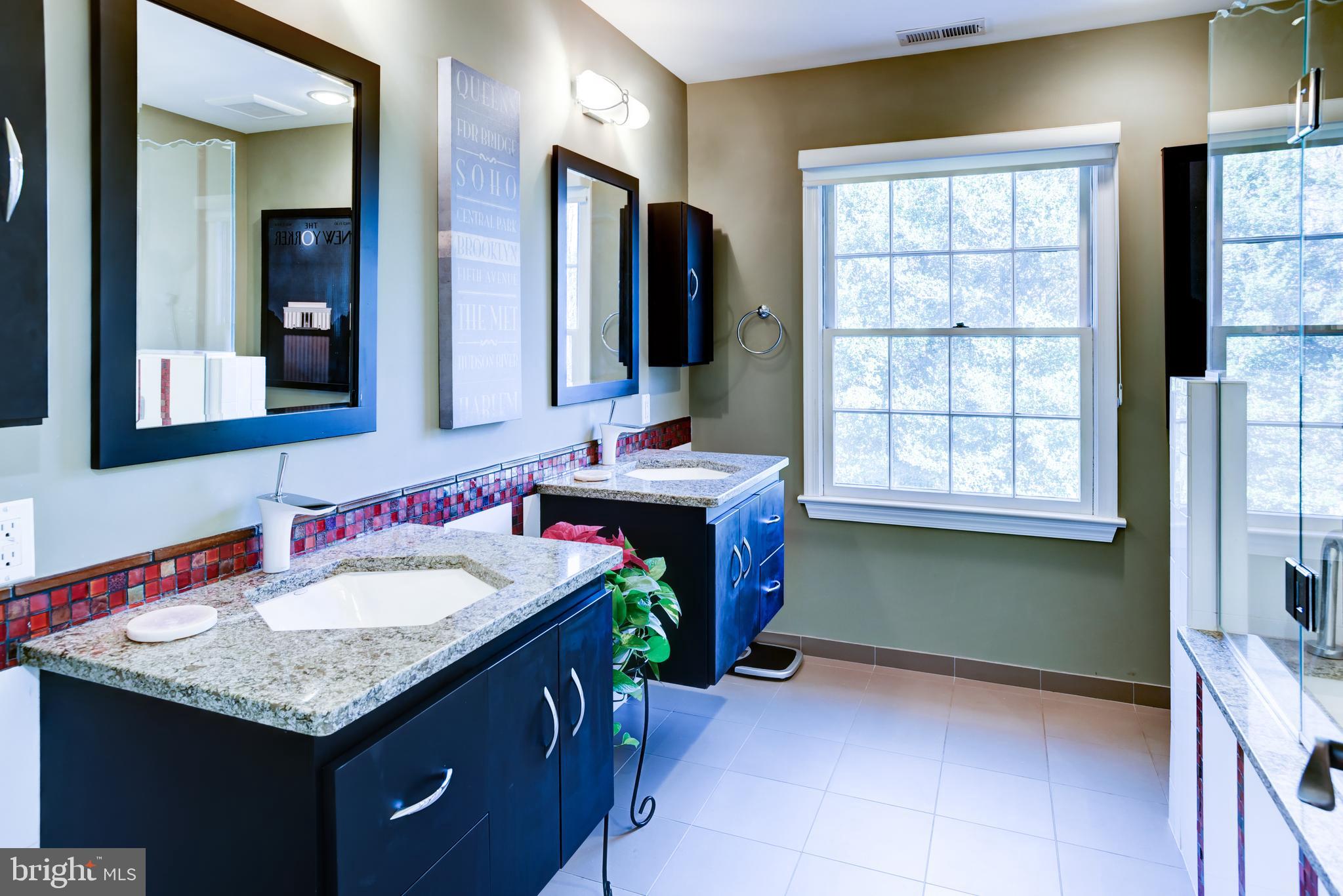 13629 Esworthy Road Germantown, MD 20874 - Photo 37 of 50 Bathroom #2 shared with bedroom #2 and #3
