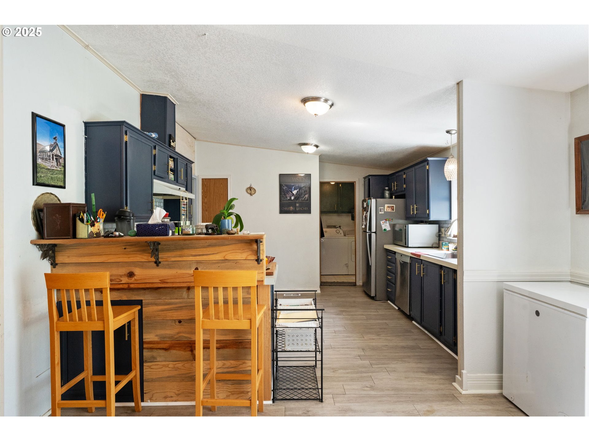 18700 Southwest Seiffert Road Sherwood, OR 97140 - Photo 11 of 48 Kitchen