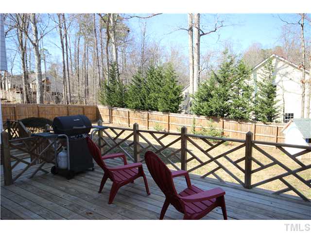 115 Brandywine Drive Raleigh, NC 27607 - Photo 23 of 25 a view of a chairs and table in the patio