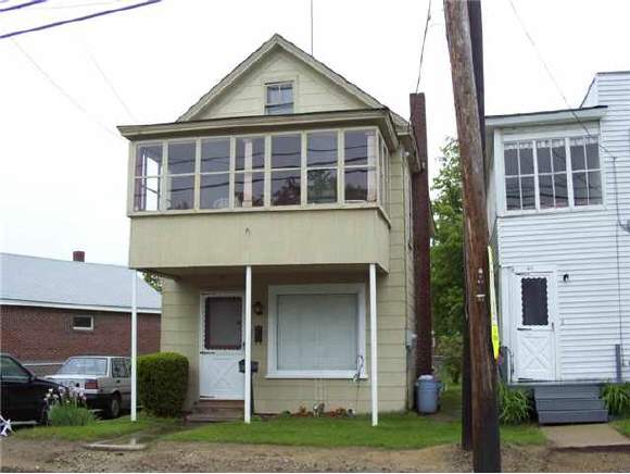 38 North Main Street Rochester, NH 03867 - Photo 1 of 1