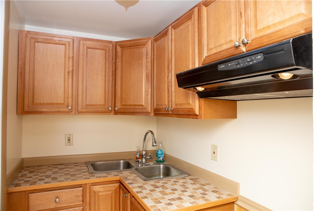 990 Stafford Road Tiverton, RI 02878 - Photo 17 of 17 Gallery Image 17