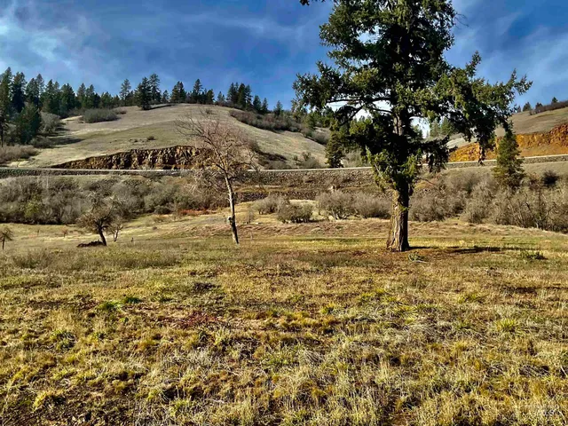 $450,000 | 1050 Cedar Ridge Road, Kendrick, ID 83537