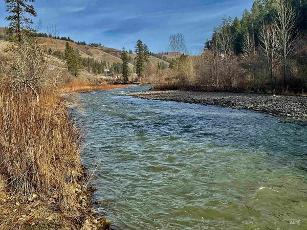 $450,000 | 1050 Cedar Ridge Road, Kendrick, ID 83537
